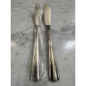 Elana by Hampton Silversmiths 18/10 Stainless Butter Knives Knife Lot Of 2